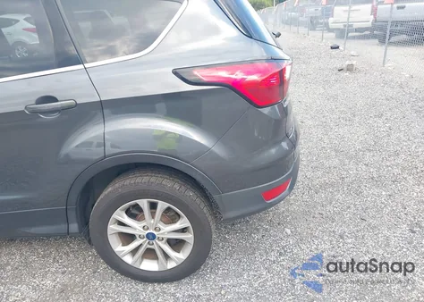 2019 Ford Escape Se z USA, uszkodzony, nr VIN 1FMCU9GDXKUA75455